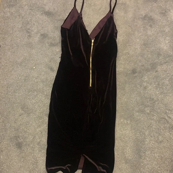 Privy Black Dress with Floral Embroidery - Picture 5 of 5